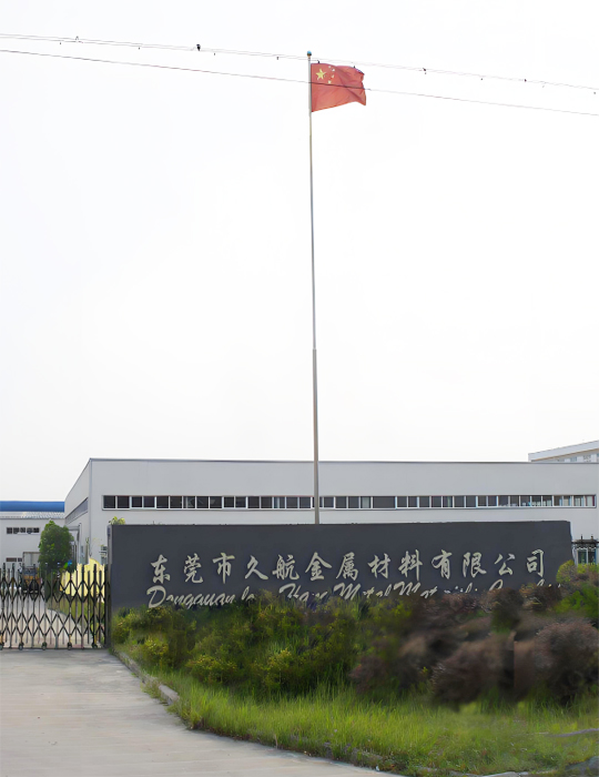 潔臣士科邁柯洗地機(jī)，走進(jìn)車(chē)間，領(lǐng)略工業(yè)場(chǎng)景清潔利器