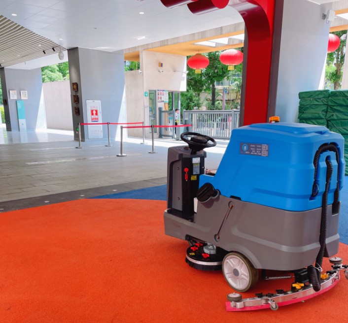 校園洗地機(jī),潔臣士洗地車 校園洗地機(jī),潔臣士洗地車